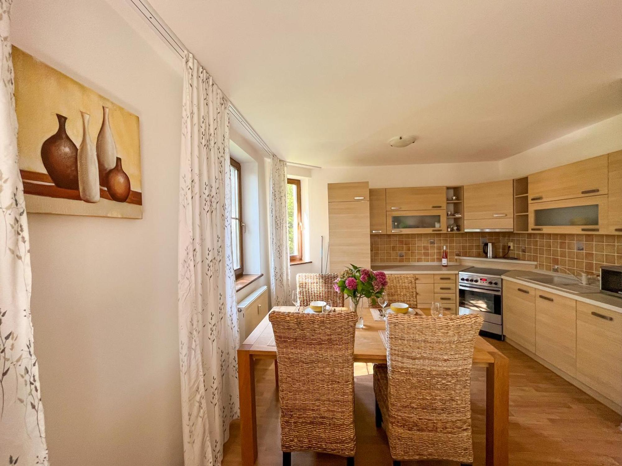 Slnecny 2-Izbovy Apartman Pod Lesom, Dolny Smokovec Vysoke Tatry Ngoại thất bức ảnh