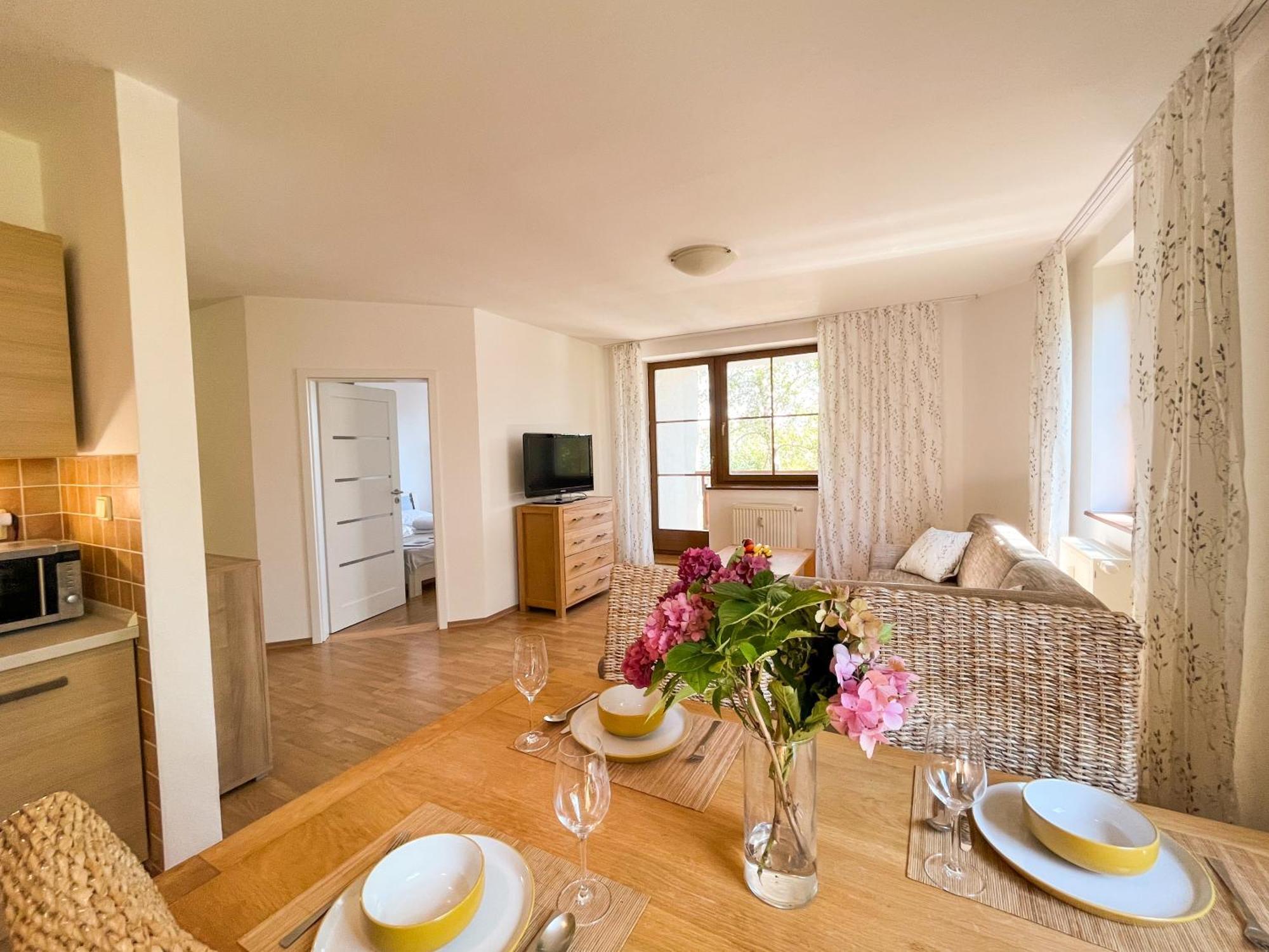 Slnecny 2-Izbovy Apartman Pod Lesom, Dolny Smokovec Vysoke Tatry Ngoại thất bức ảnh